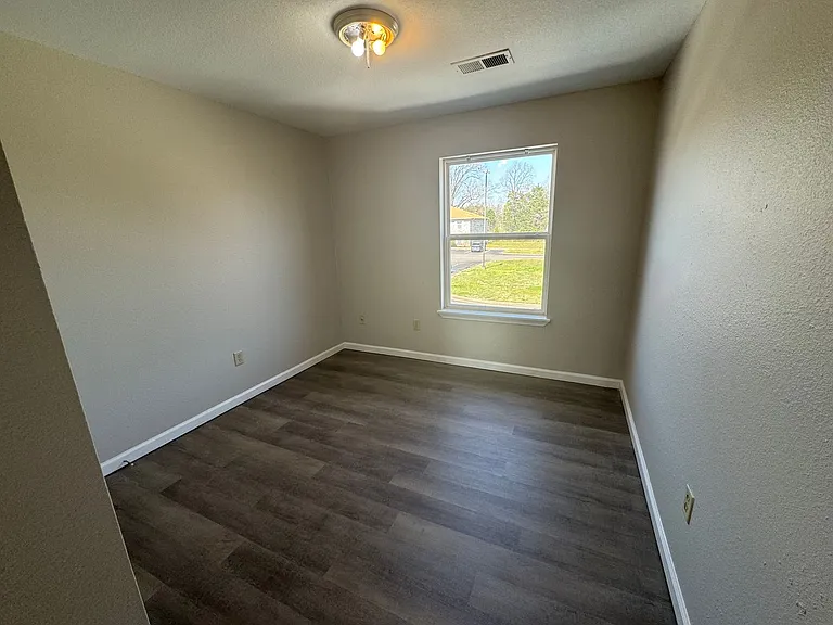 1121 Transit Way — Photo 11