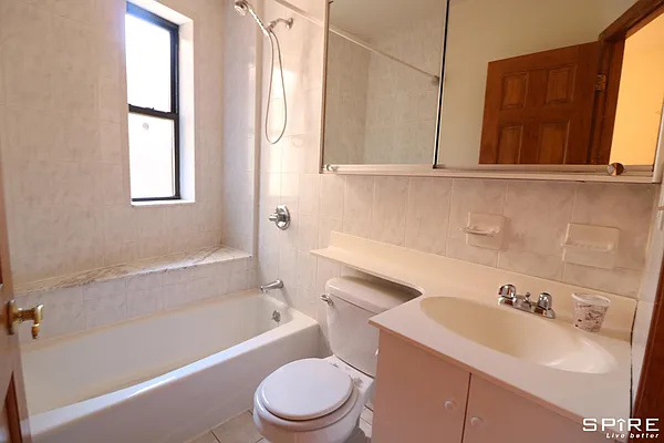 Rented by Spire Group | media 11