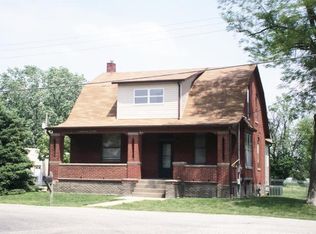 300 S Railway St, New Baden, IL 62265