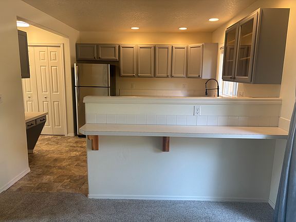 5th image of 10913 NW Barrett Way