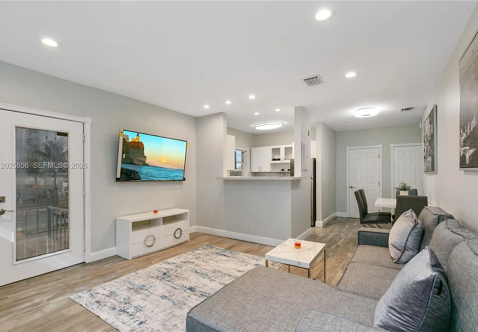 Waterside Condo — Photo 1