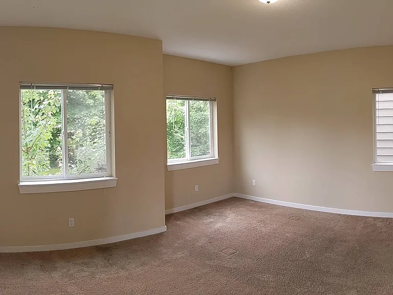 1352 High St #1 - 3rd Floor Bedroom 1352 High St #1 - 3rd Floor Bedroom
