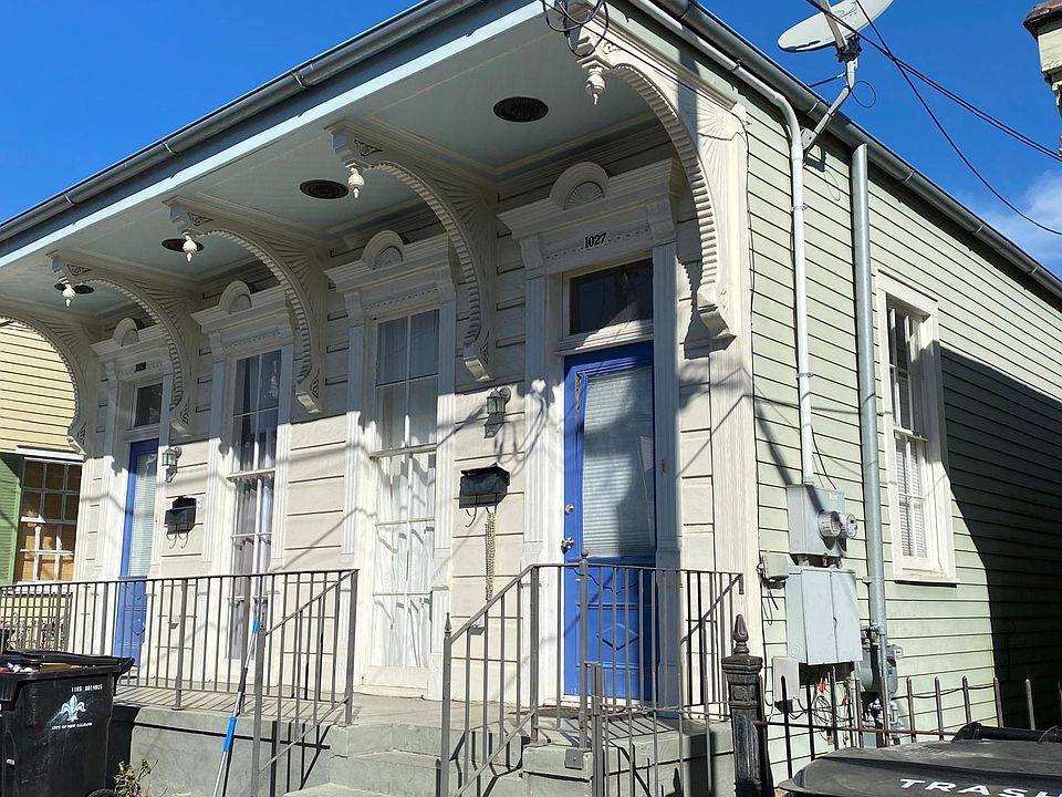 1st image of 1029 Thalia St