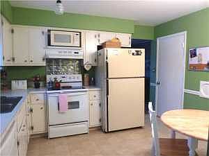 4th image of 508 Cherrington Ct