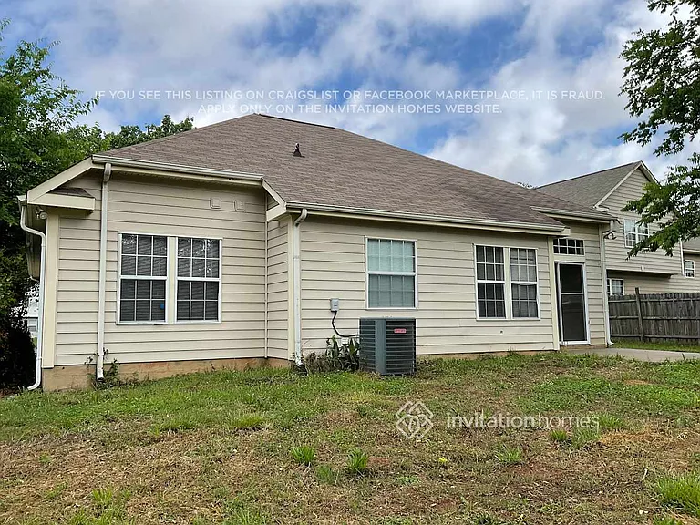 7135 Badenoch Ct — Photo 10
