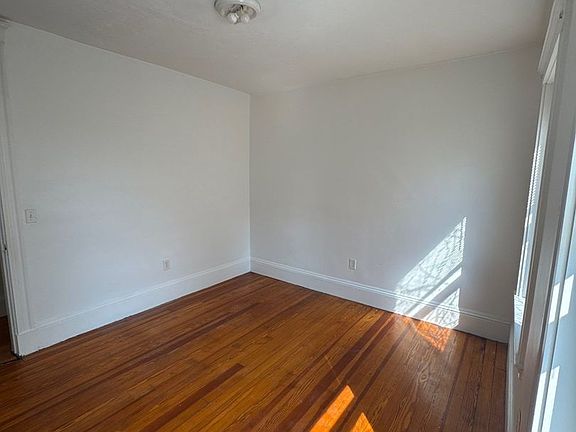 5th image of 12-14 Lyndhurst St #14-2R