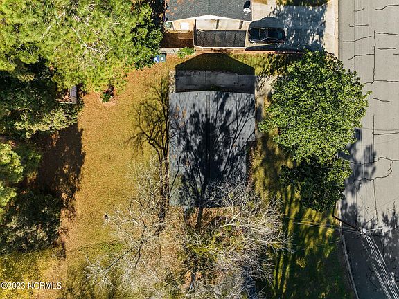 5th image of 2712 Shawnee Place