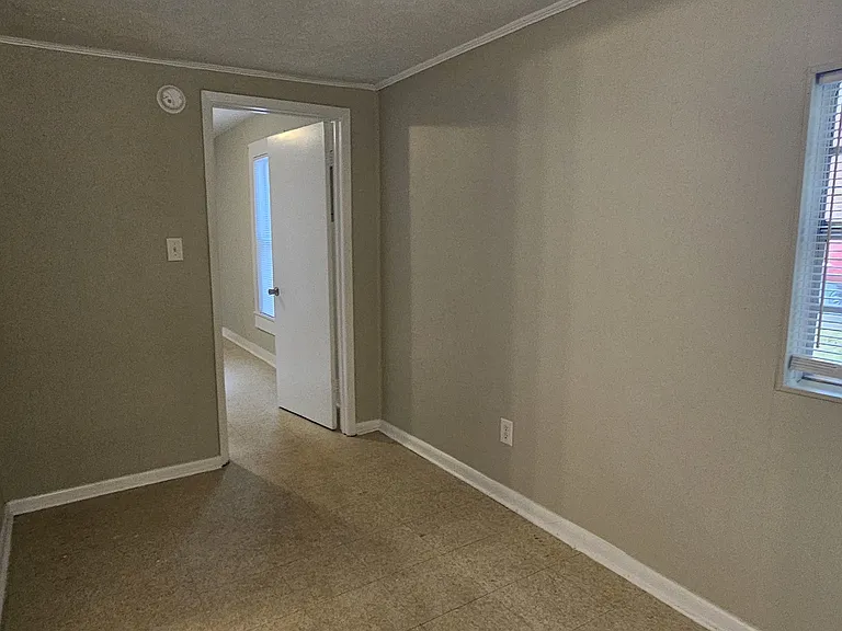 1107 E Lafayette St — Photo 67