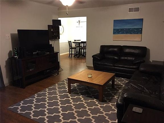 4th image of 10940 Scotsmeadow Dr
