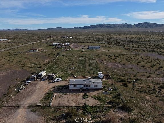 2nd image of 19033 Wagonwheel Rd