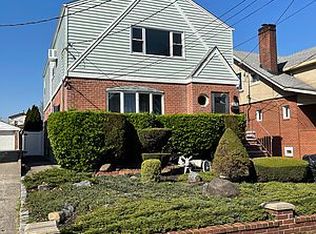 150-19 23rd Ave FLOOR 2, Whitestone, NY 11357