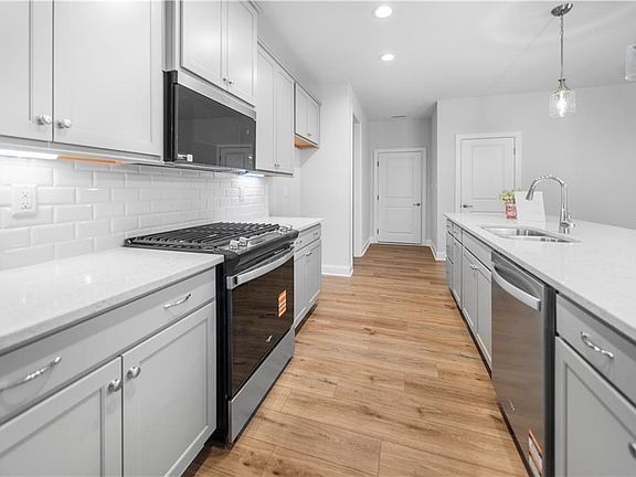 5th image of 2053 Asher Dr Lot 2