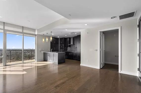 1st image of 4242 Broadway St #560.4
