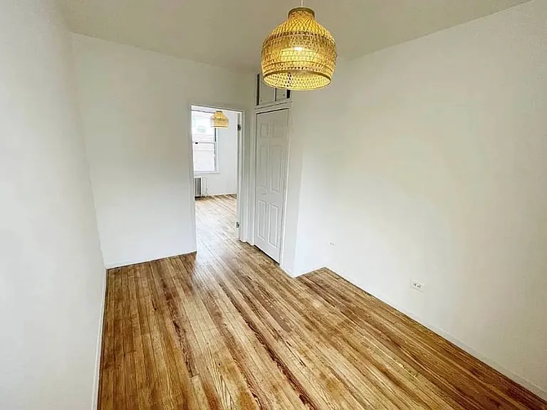 72-43 60th Ln #2R — Photo 6