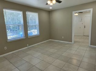 265 Graham Ave #B, Biloxi, MS 39530