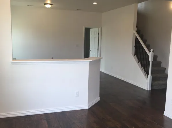 13718 Biggs St, Dallas, TX 75253