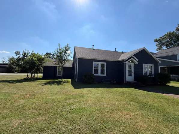 403 SW East St, Bentonville, AR 72712