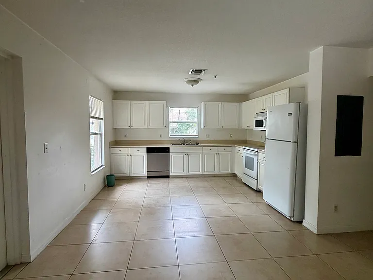 1836 41st Ave #C — Photo 3
