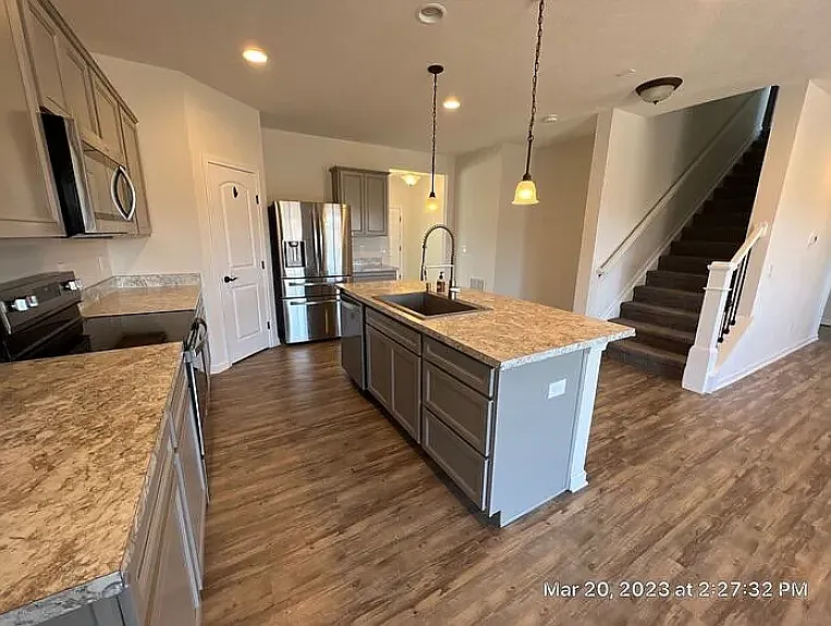 413 Fox Dr — Photo 30