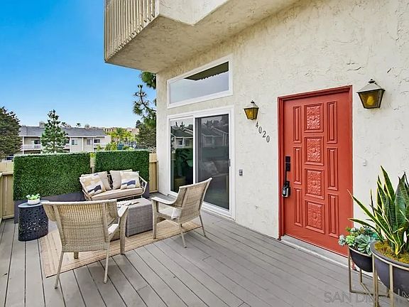 3rd image of 4020 La Jolla Village Dr