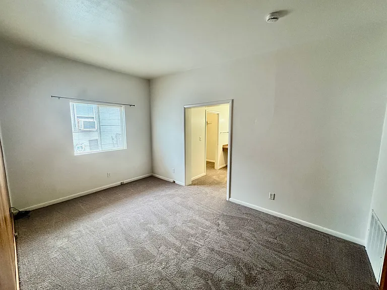 3105 W Saint Louis St — Photo 5