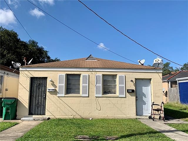 1st image of 211-13 7th St