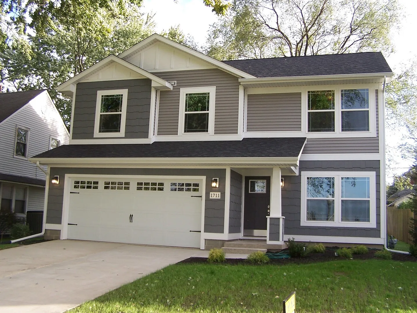 1711 Glenn Park Dr photo 1