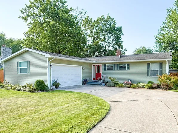735 Alexander Dr, Adrian, MI 49221