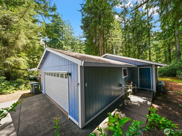 11222 Country Club Place, Anderson Island, WA 98303