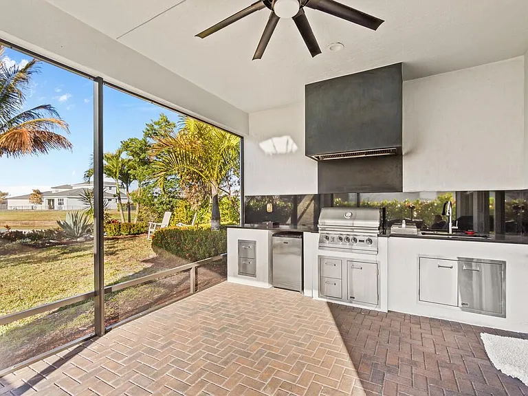 11828 SW Lyra Dr — Photo 32