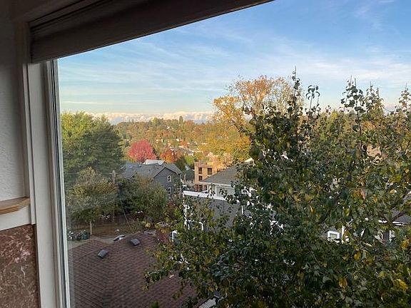 2nd image of 1836 25th Ave E Unit 303