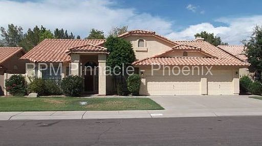 1st image of 360 W Larona Ln
