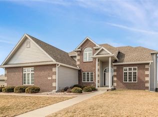16093 Boston Pkwy, Clive, IA 50325