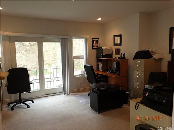 4th image of 8350 Hillcroft Dr