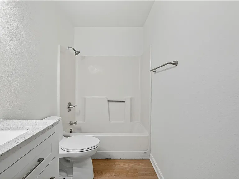 521 Spring Dr #A — Photo 13