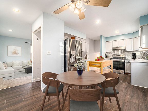 5th image of 5863 S Ivanhoe Ave