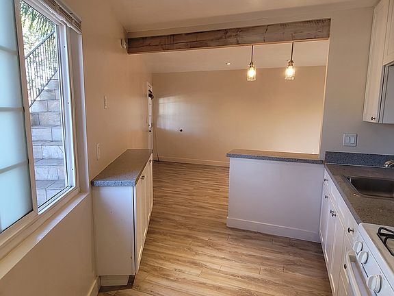 5th image of 41 Madison Ave #3935