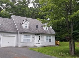 1512 Johns Way, Tobyhanna, PA 18466