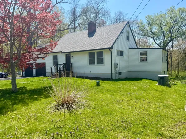 2 Judd Hill Road, Woodbury, CT 06798