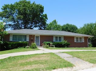 915 Dunbar Ave, Excelsior Springs, MO 64024