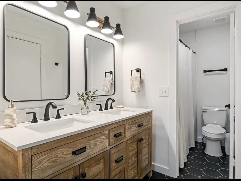 5723 Brentwood Meadows Cir — Photo 8
