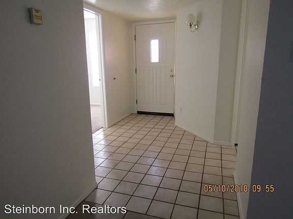 2nd image of 2920 Hillrise Dr APT 6