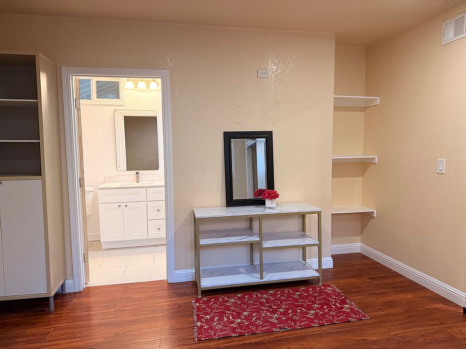 1st image of 1115 Raposa Dr