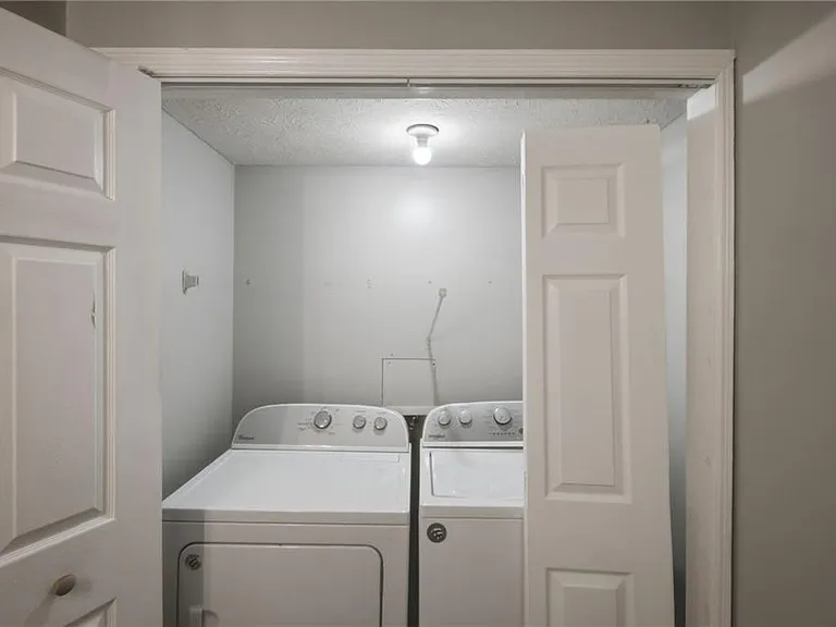 218 Mill Creek Pl — Photo 23