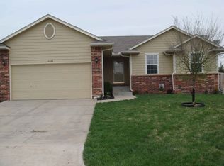 10244 E Skinner Ct, Wichita, KS 67207