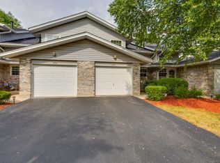 874 N Tamarac Blvd, Addison, IL 60101