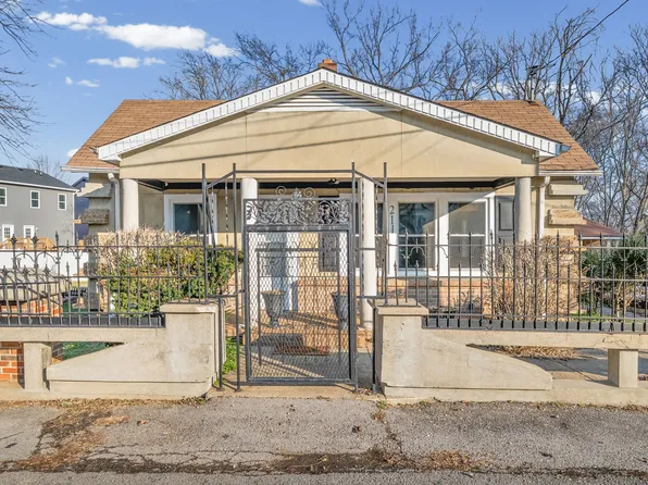 211 Saint John St, Clarksville, TN 37040