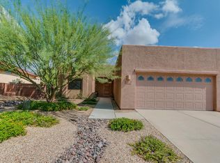 1072 W Union Bell Dr, Green Valley, AZ 85614