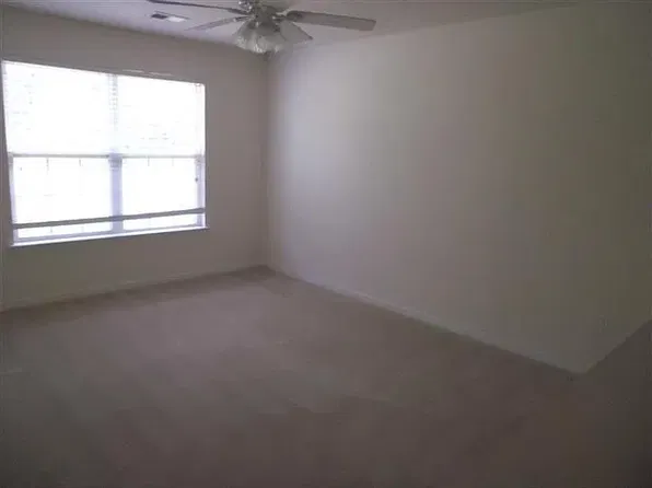 180 Lossie Ln, McDonough, GA 30253