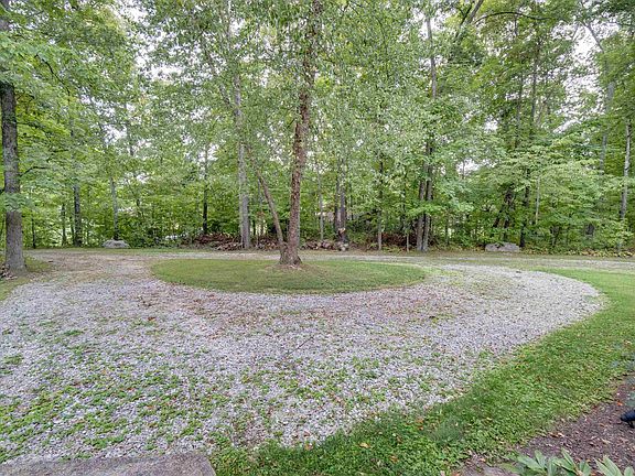 4th image of 4581 S Woodbine Dr